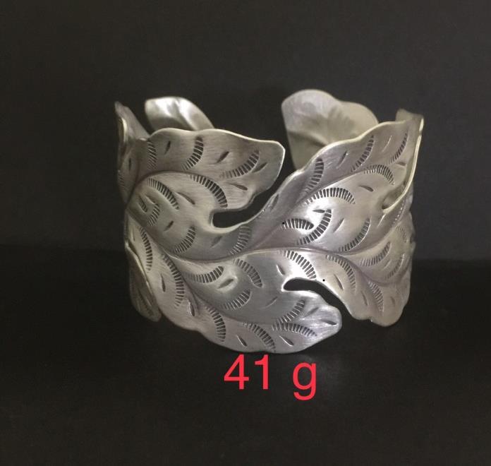 Thai Karen Hill Tribe Silver Bangle 20BG137