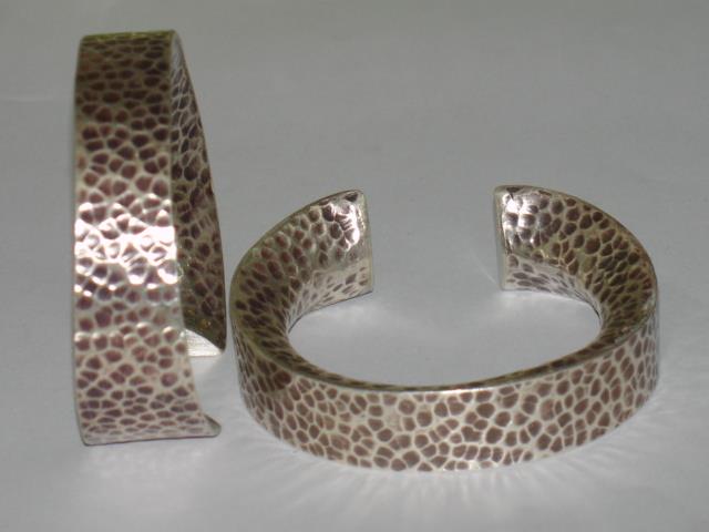Thai Karen Hill Tribe Silver Bangle Hammered Bangle BG021 