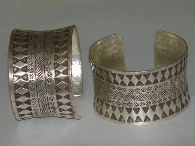 Thai Karen Hill Tribe Silver Bangle Triangle Printed Bangle BG023 