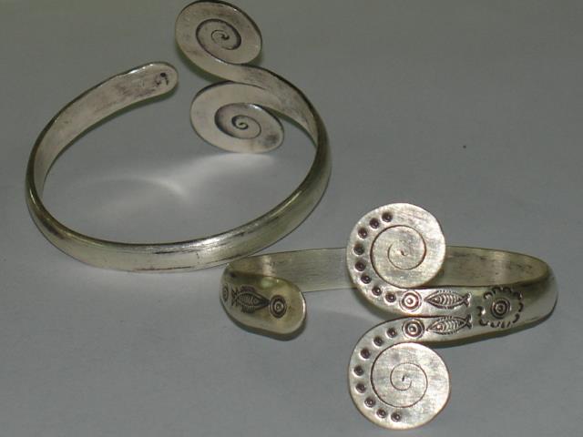 Thai Karen Hill Tribe Silver Bangle Printed & Double Swirl Bangle BG070 