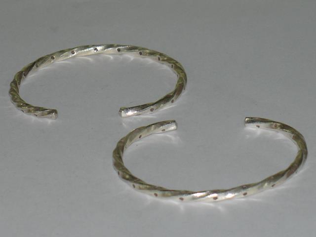 Thai Karen Hill Tribe Silver Bangle Twist & Pit Bangle BG103 