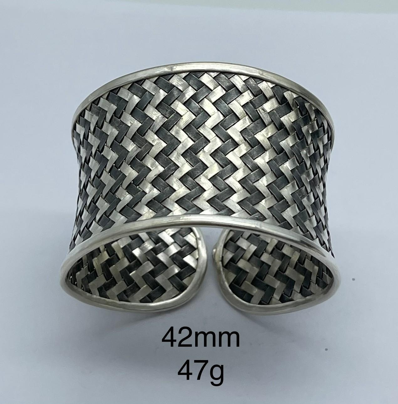 Thai Karen Hill Tribe Silver Bangle BG211TKSH116