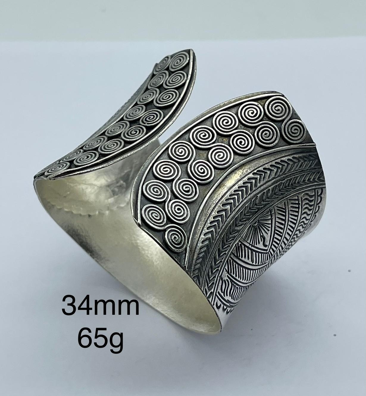 Thai Karen Hill Tribe Silver Bangle BG211TKSH133