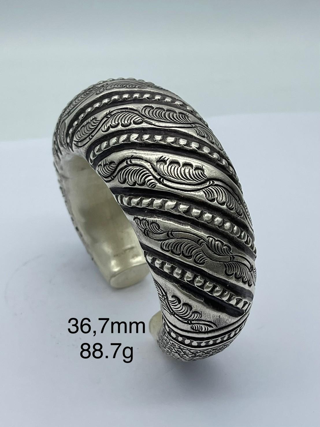 Thai Karen Hill Tribe Silver Bangle BG211TKSH150