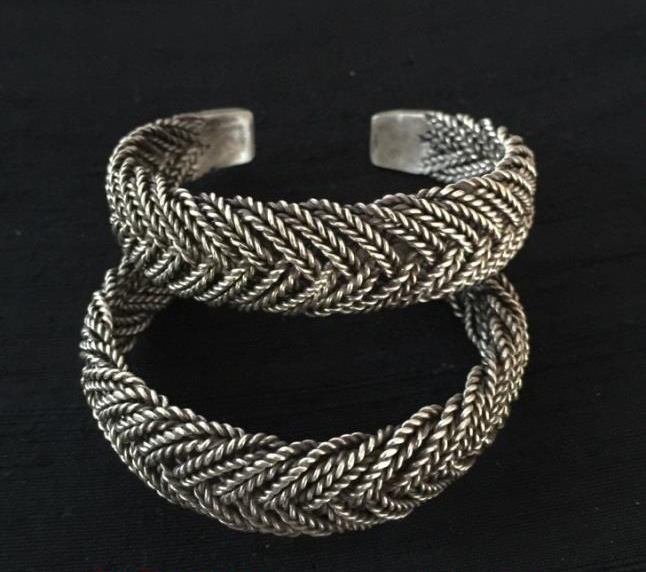 Thai Karen Hill Tribe Silver Bangle BG265