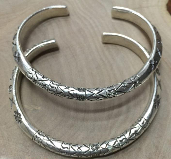 Thai Karen Hill Tribe Silver Bangle BG343