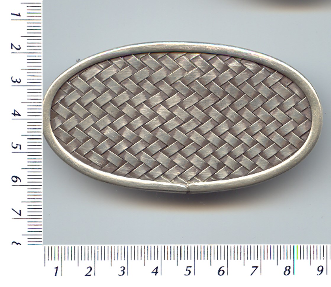 Thai Karen Hill Tribe Silver Woven Oval Pendant NL057