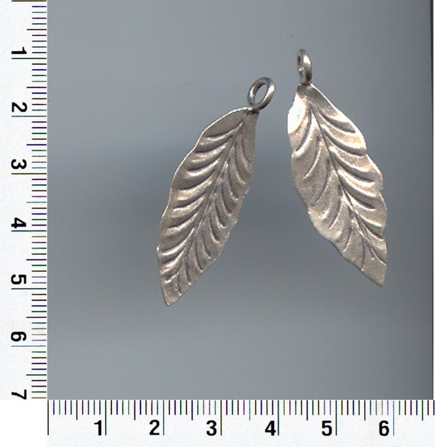 Thai Karen Hill Tribe Silver Long Leaf Pendant NL138