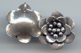 THAI KAREN HILL TRIBE SILVER PENDANTS BLOOMING FLOWER PENDANT NM065 