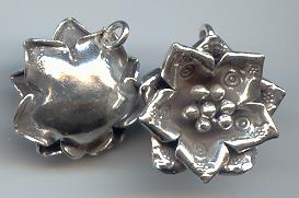 Thai Karen Hill Tribe Silver Pendants Lovely Flower Pendant NM070 