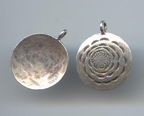 Thai Karen Hill Tribe Silver Pendants Printed Spider Circular Pendant NM121 