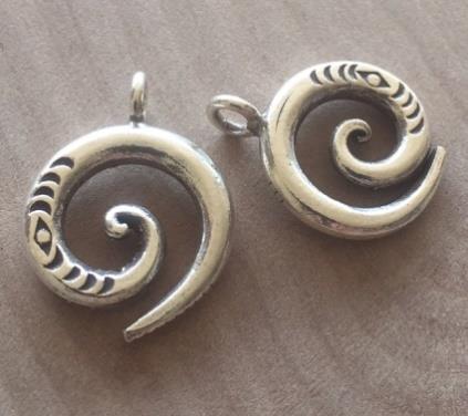 Thai Karen Hill Tribe Silver Pendants NM315 