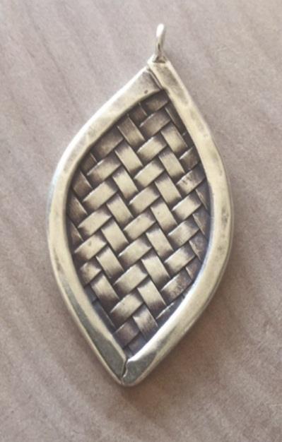 Thai Karen Hill Tribe Silver Pendants NM331 