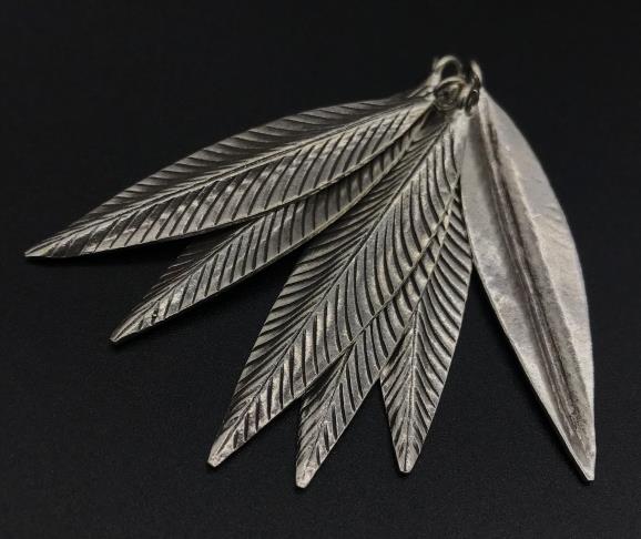 Thai Karen Hill Tribe Silver Pendants 20PD288 (10 Beads)