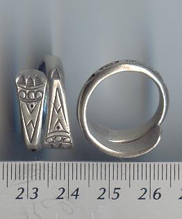 THAI KAREN HILL TRIBE SILVER TRIANGLE & CIRCLE PRINTED RING RR089 