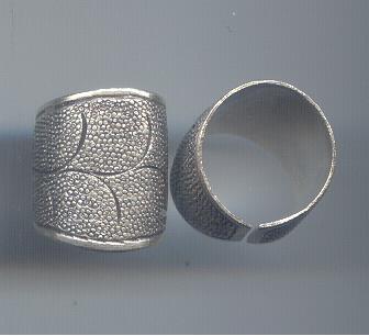 THAI KAREN HILL TRIBE SILVER RING RR255